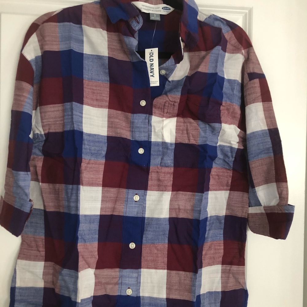 Women’s button down shirt